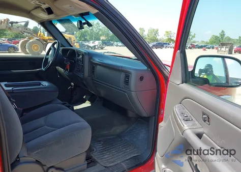 2005 Chevrolet Silverado 1500 Z71 из США, поврежденный, VIN 1GCEK19B35Z299495